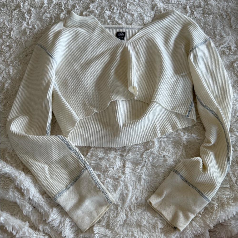 BDG Cream Cropped Long Sleeve